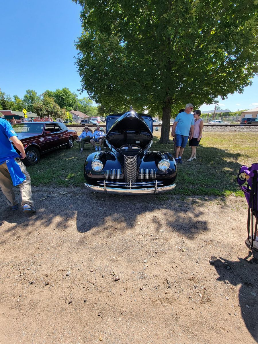 Car 1